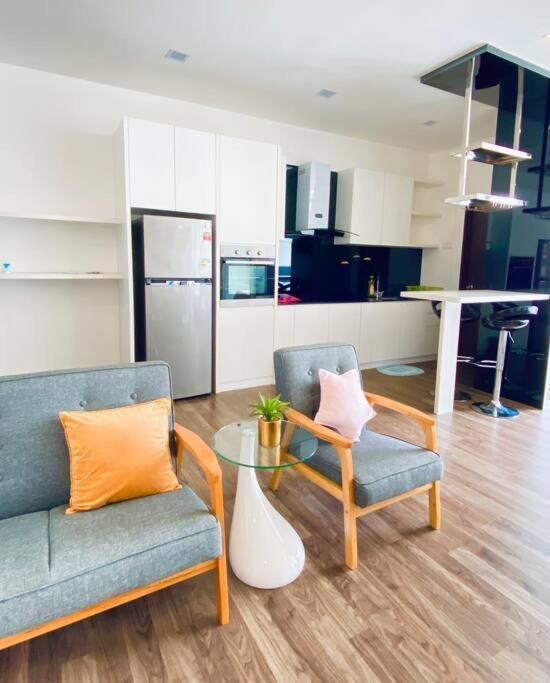 Rm100 Only @ Landmark Residence 2, Budget Stay, Near Cherasbalakongc180 Kajang Exterior foto